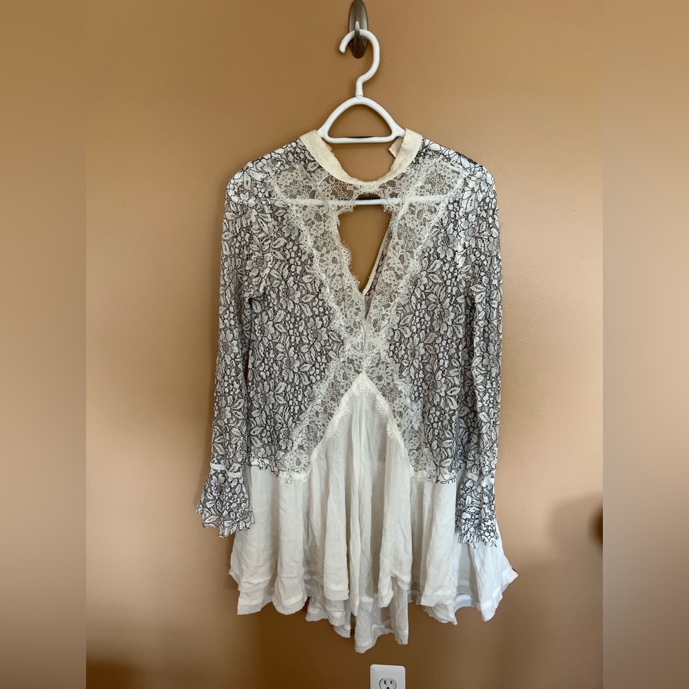Size xs white lace Free People dress/shirt.